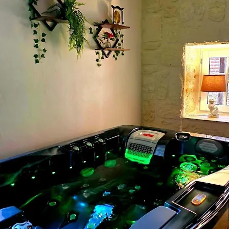 Feriehus Ecrin D'exception Avec Jacuzzi Et Salon Cinema *